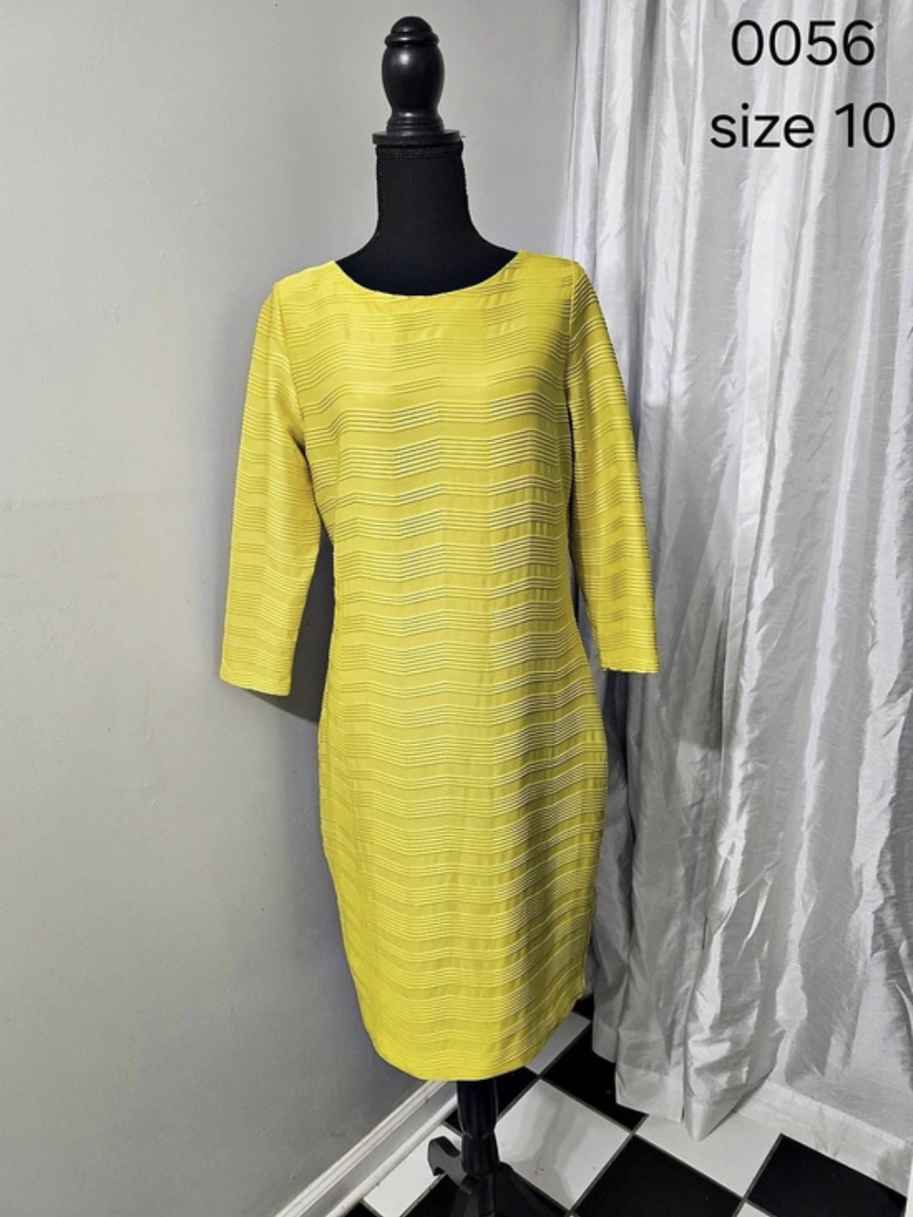 Yellow Geometric Midi Dress Size 10 Like New